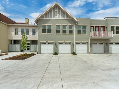 4951 W Waltana Way #208