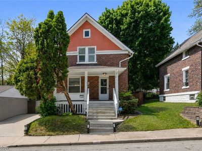 Property at 120 Grant Ave, Cuyahoga Falls, OH
