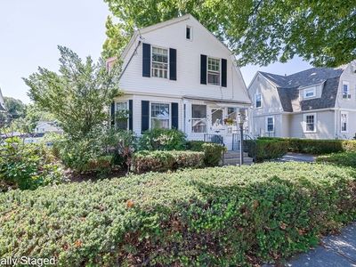 62 Greenfield St