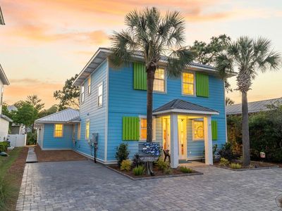 221 San Juan Ave