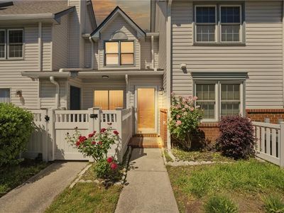 27 Tamarisk Quay APT D
