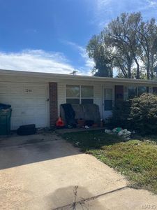 2246 Hudson Rd