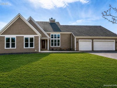 W1461 Maureen COURT