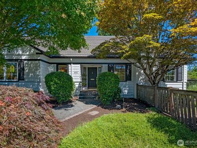4902 NE 70th Street