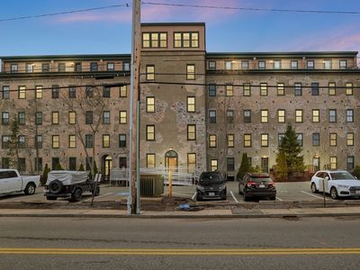 426 Mount Hope St Unit 211