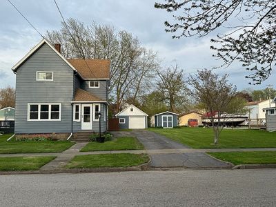 972 Buffalo St
