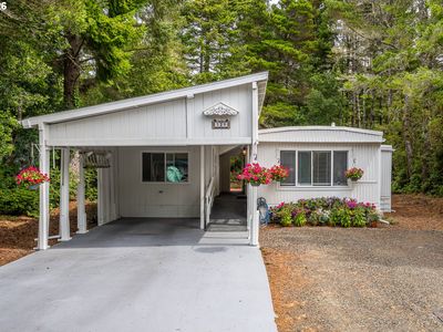1600 Rhododendron Dr Space 129