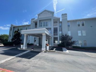 17800 E Bolger Rd APT 412B