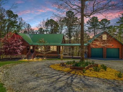 292 Log Cabin Ln