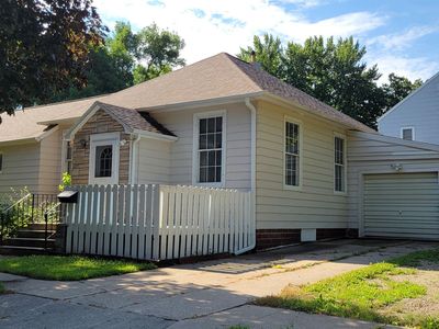 500 E Elm St