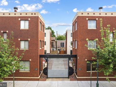 2030 South St APT H