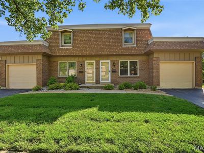 Property at 2350 Charlemagne Dr, Maryland Heights, MO