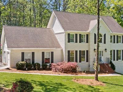 809 Pinehurst Dr
