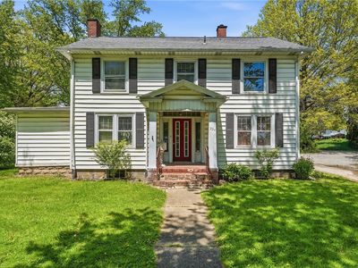224 W Market St