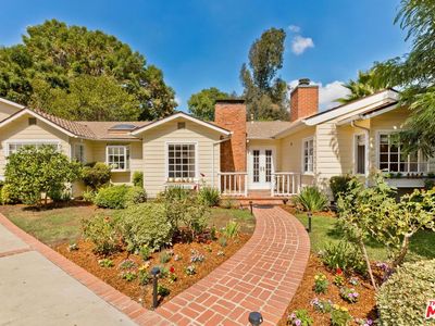 11191 Valley Spring Pl