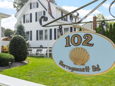 102 Narragansett Rd