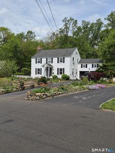 162 Killian Avenue