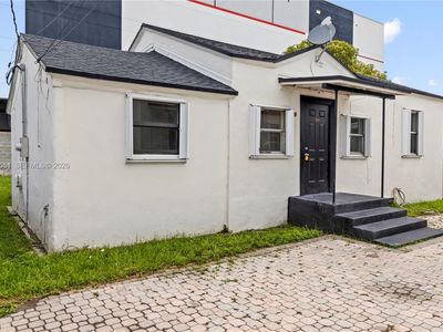 3527 NW 34th St