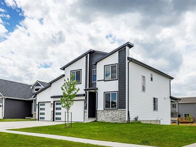 730 NE Country Meadow Dr