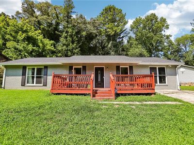 201 Meadowlark Ln