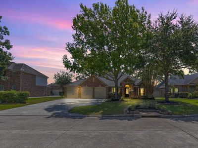 7 Tartan Ct
