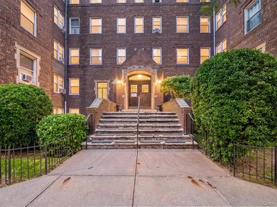 19 William Street #2D
