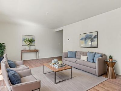 900 Cambridge Dr Unit 120
