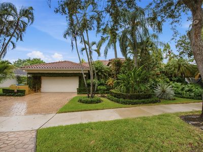 1028 Creekford Dr
