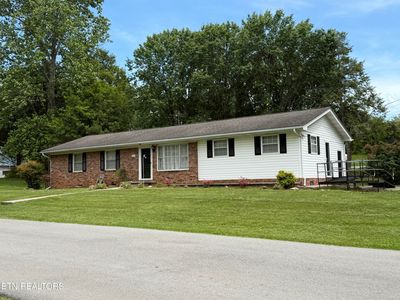1504 Larry Rd