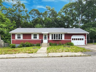 68 Laurel Ave