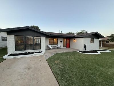3733 Springdale Dr