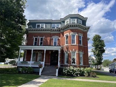 28 Church St