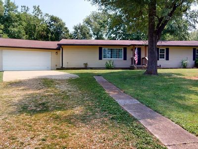 Property at 3944 Stillbrook Dr, Sedalia, MO