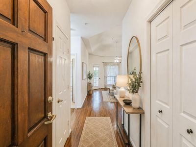 2803 Kings Crossing Dr APT 303