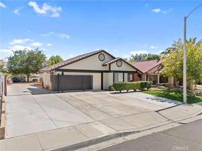 37722 Bristol Ct