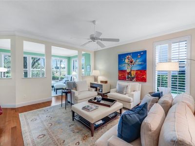 1330 Charleston Square Dr #3102