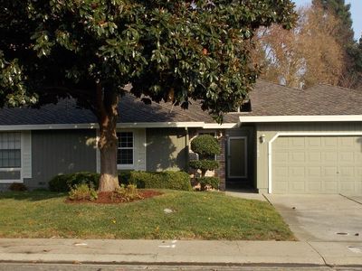 1163 Spruce Tree Cir