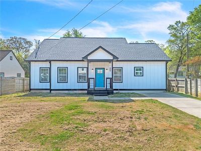 1136 Oak Knoll Ter SE