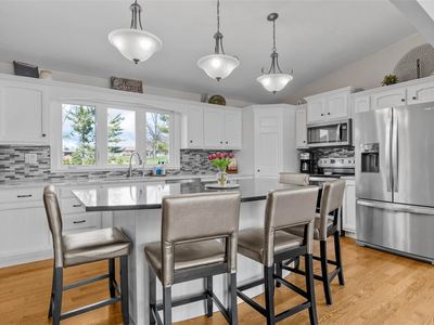 4160 Riverview Rd NE