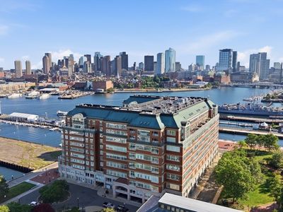 197 8th St APT 901