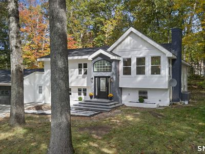 13 Willow Lane