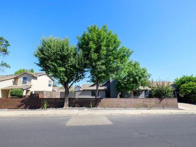 2325 Manor Oak Dr