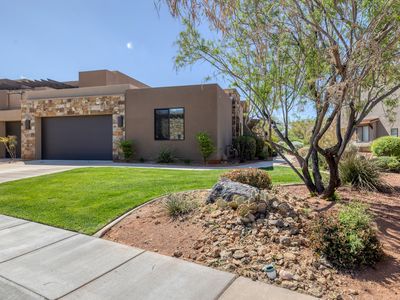 1677 W Escapes Dr #103