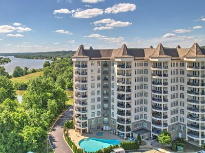 400 Warioto Way APT 915