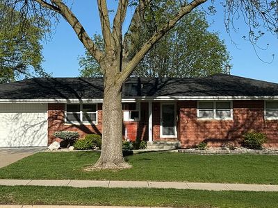 521 Cottonwood Dr