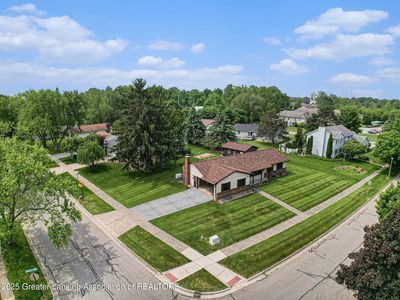 803 Searles Estate Dr