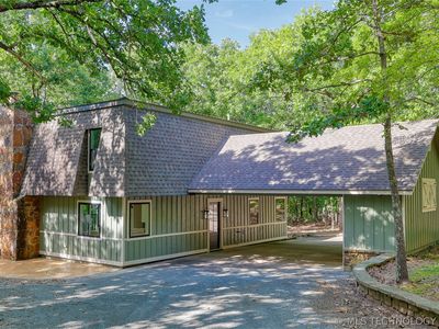 1296 Robin Hood Rd
