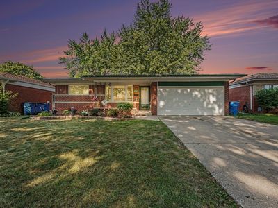 30419 Eiffel Ave