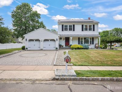 40 Staghorn Dr