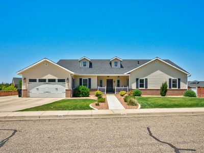 420 S Mesa Hills Dr